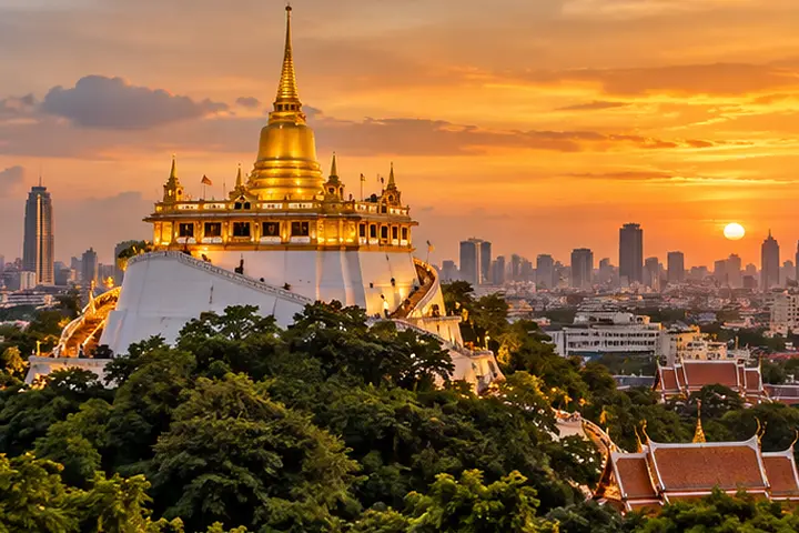 Golden Mount (Wat Saket) · 夜景