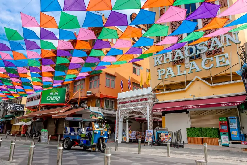 Colourful Khaosan Road outside Khaosan Palace Hotel in Bangkok