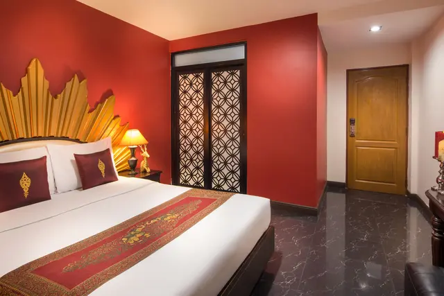 Scarlet Double Room interior